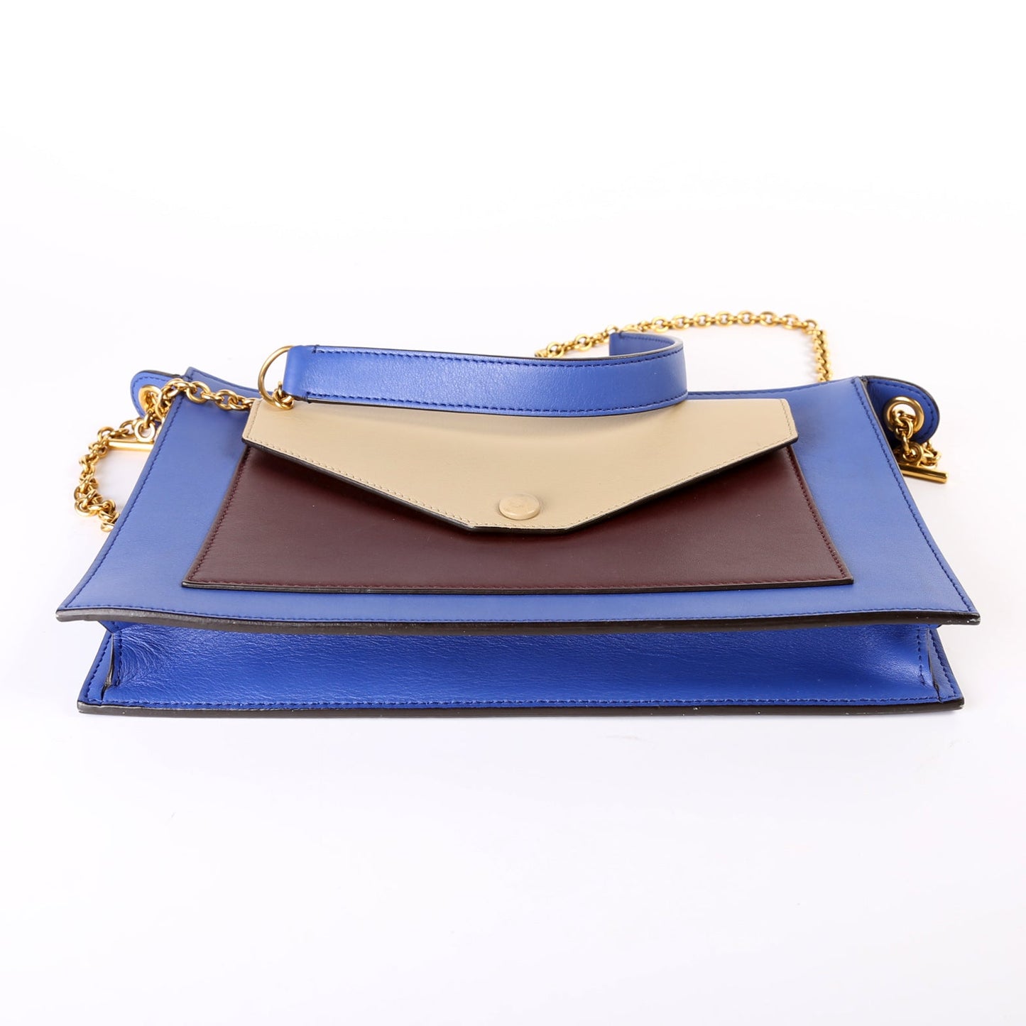 Pocket Clutch On Chain Medium