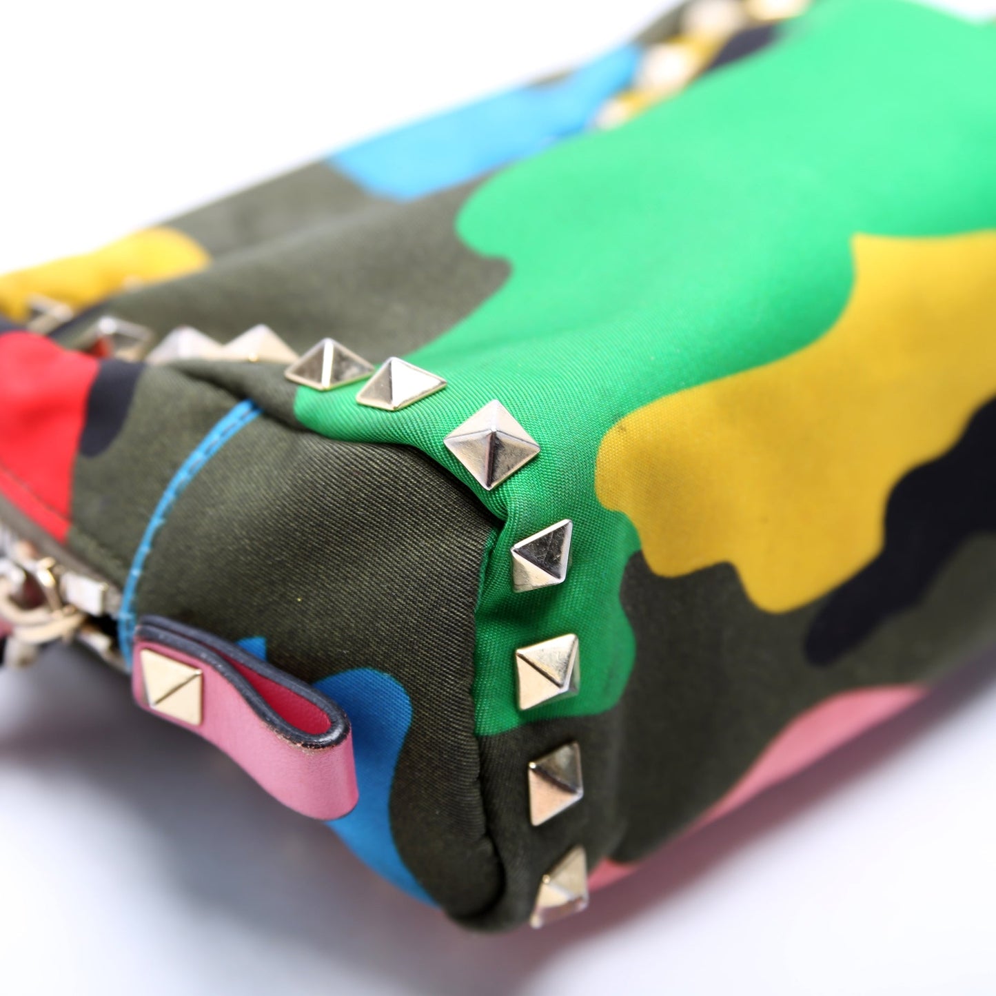 Rockstud Nylon Cosmetic Pouch (A-)