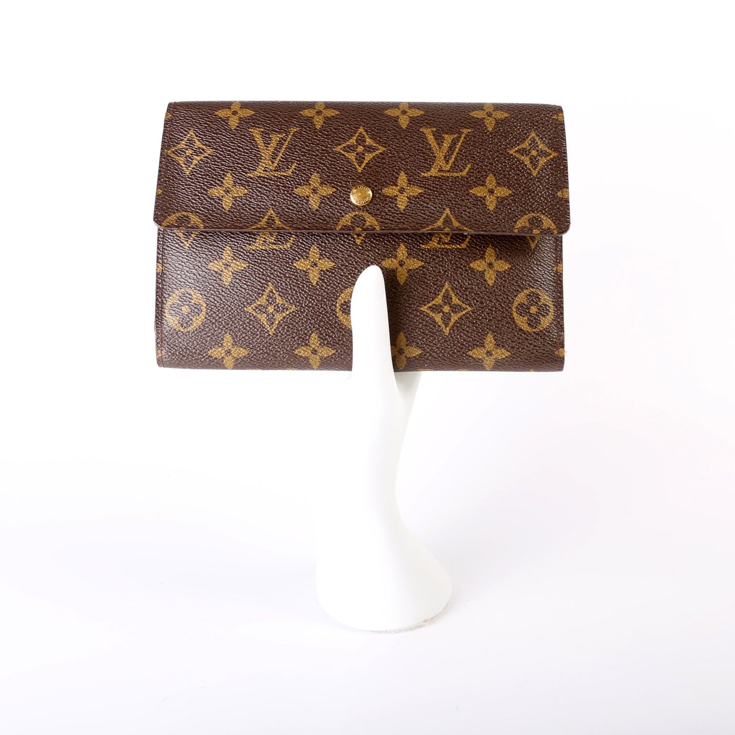 Pochette Passport Trifold Wallet Monogram