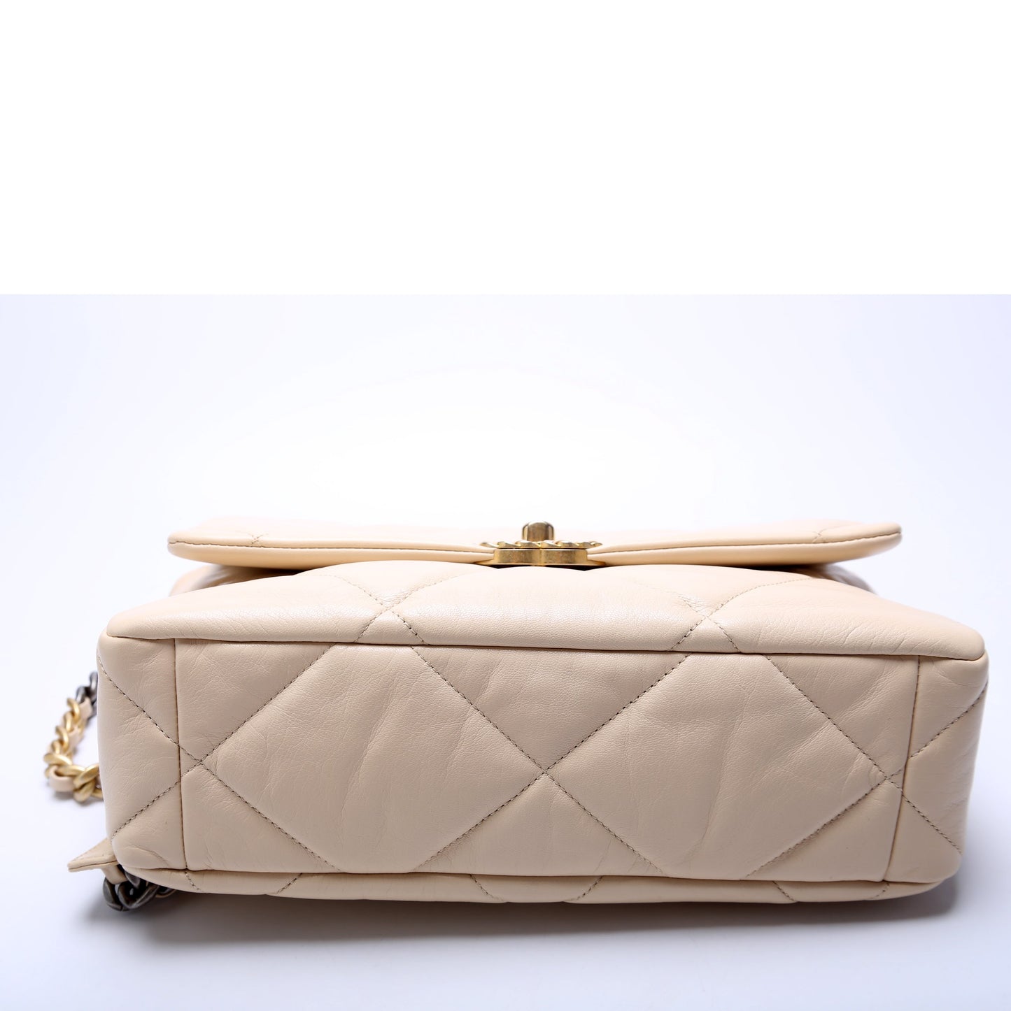 Quilted Goatskin 19 Large Flap 30M