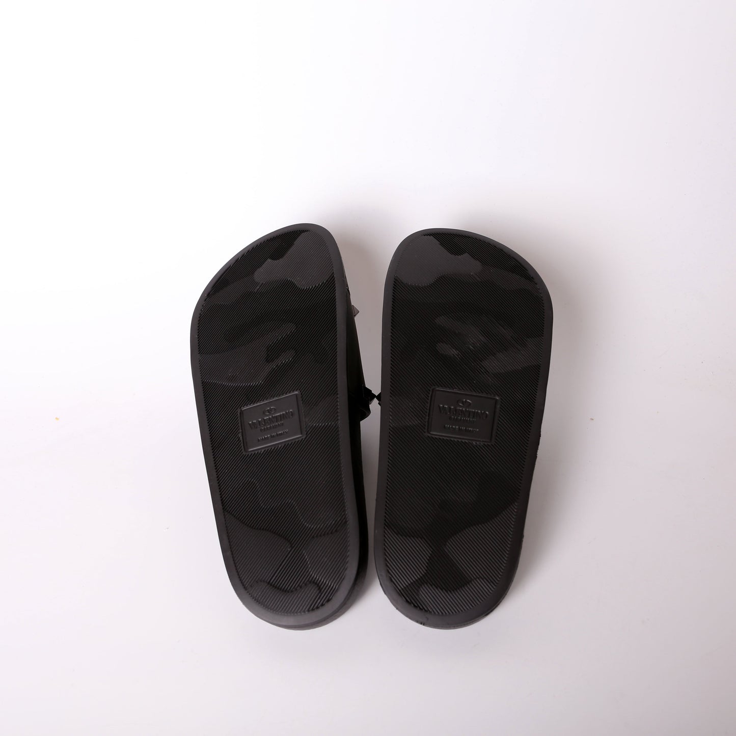 Rockstud Rubber Slides Size 39