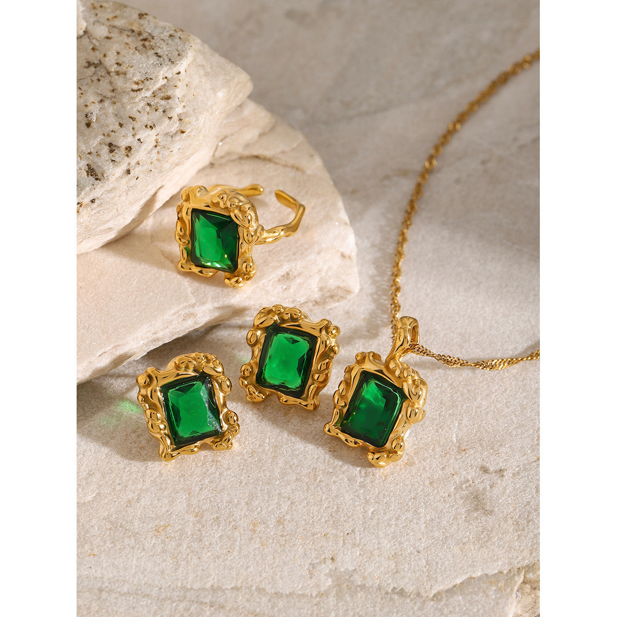 RetroTexture Green Set Open-end Zircon Ring Women